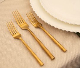 Countryside wedding venue details at Meadow Tree Marquee
